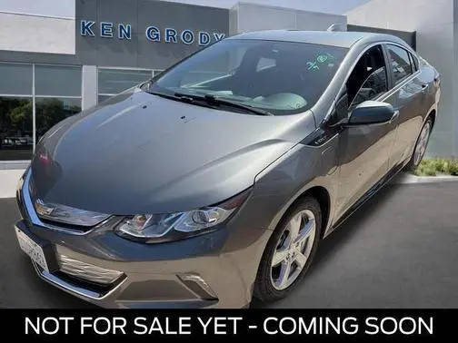 2017 Chevrolet Volt LT FWD photo