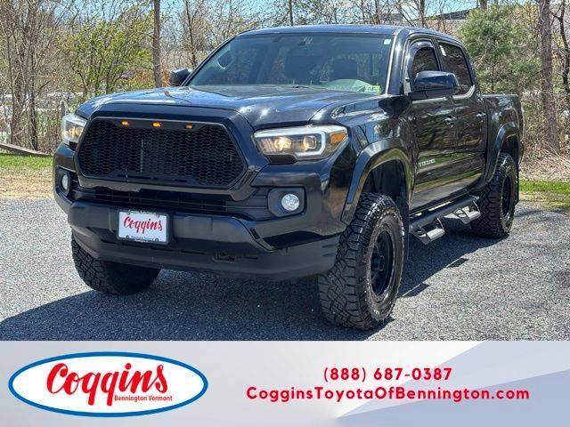 2017 Toyota Tacoma SR5 4WD photo
