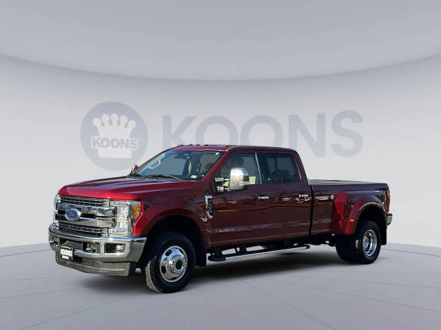 2017 Ford F-350 Super Duty Lariat 4WD photo