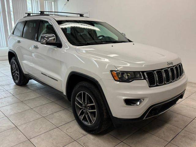 2017 Jeep Grand Cherokee Limited 4WD photo