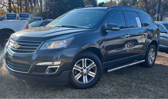 2017 Chevrolet Traverse LT FWD photo