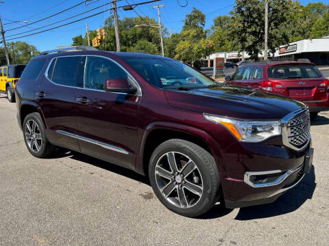 2017 GMC Acadia Denali FWD photo