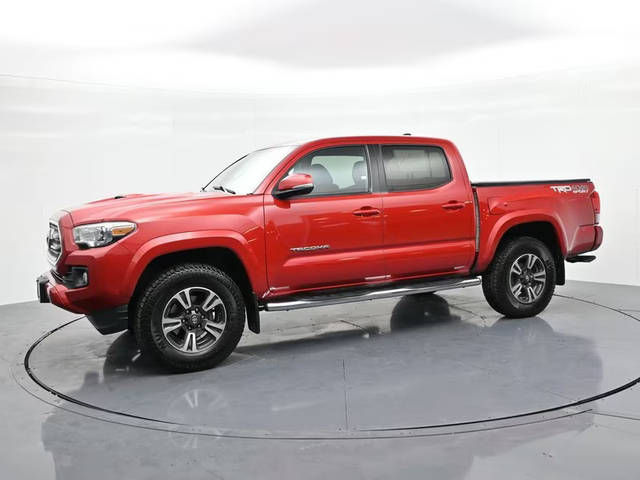 2017 Toyota Tacoma TRD Sport 4WD photo