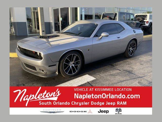 2017 Dodge Challenger 392 Hemi Scat Pack Shaker RWD photo