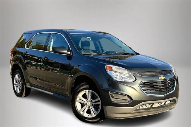 2017 Chevrolet Equinox LS FWD photo