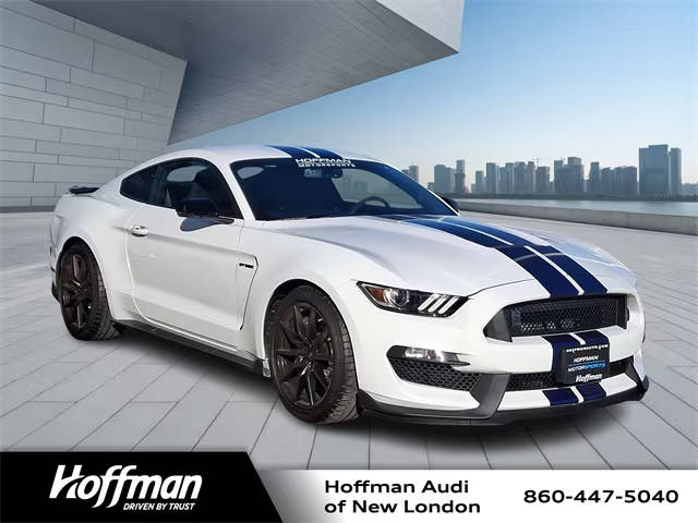 2017 Ford Mustang Shelby GT350 RWD photo