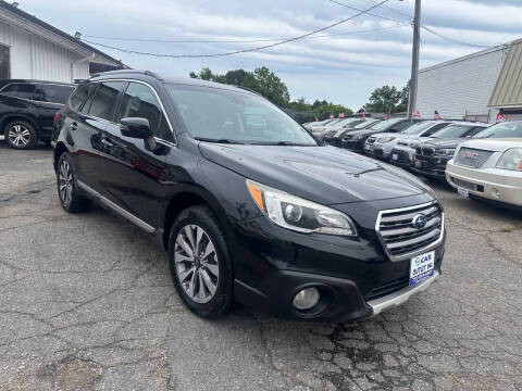 2017 Subaru Outback Touring AWD photo