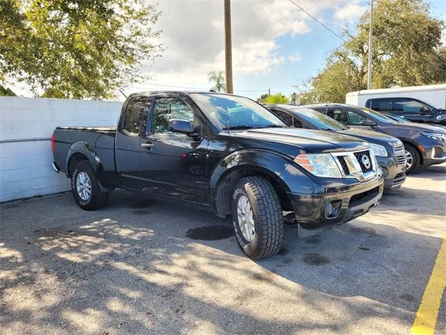 2017 Nissan Frontier SV RWD photo