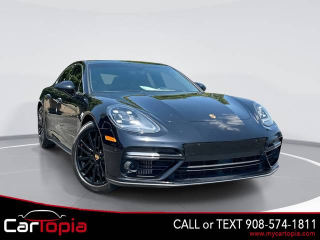 2017 Porsche Panamera Turbo AWD photo