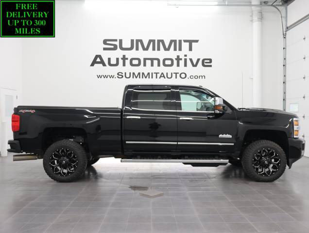 2017 Chevrolet Silverado 2500HD High Country 4WD photo