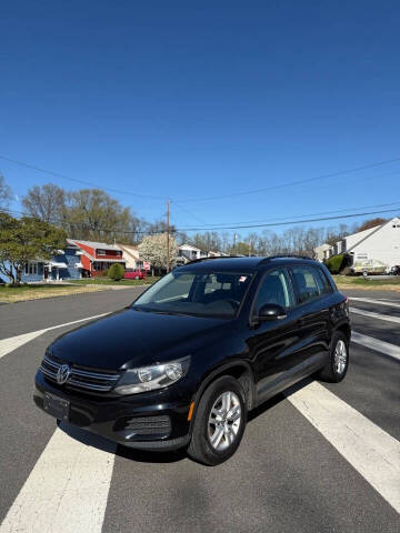 2017 Volkswagen Tiguan S AWD photo