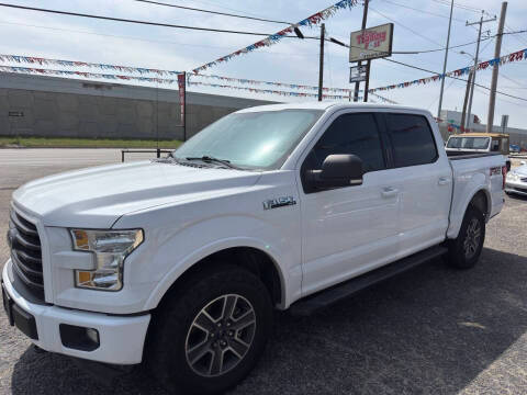 2017 Ford F-150 XLT 4WD photo