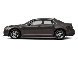 2017 Chrysler 300 Limited RWD photo