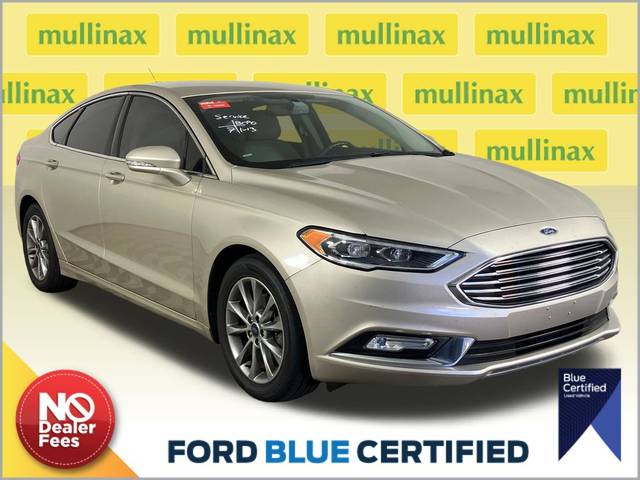 2017 Ford Fusion SE FWD photo