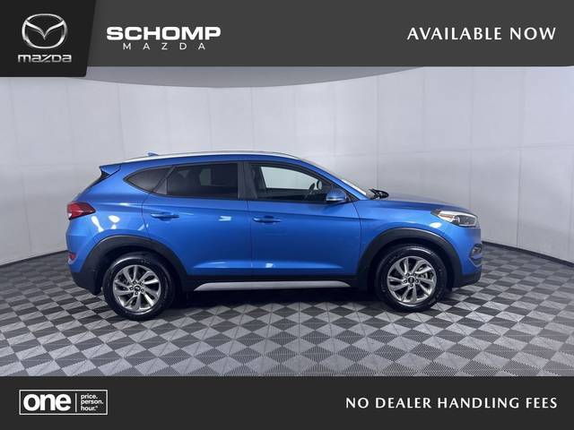 2017 Hyundai Tucson SE Plus AWD photo