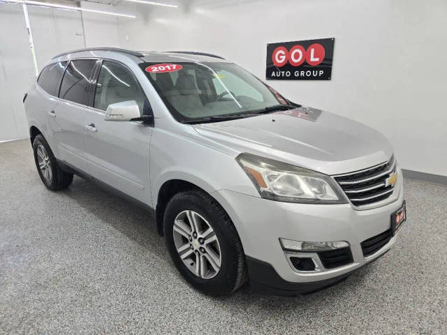 2017 Chevrolet Traverse LT FWD photo
