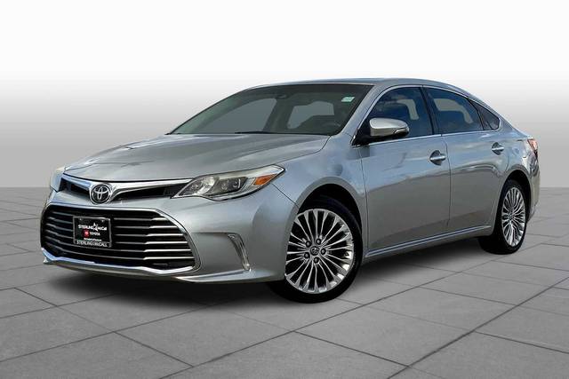 2017 Toyota Avalon Limited FWD photo