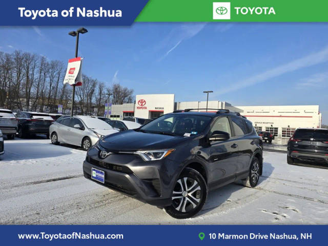 2017 Toyota RAV4 LE AWD photo