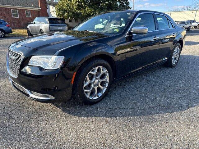 2017 Chrysler 300 300C Platinum AWD photo