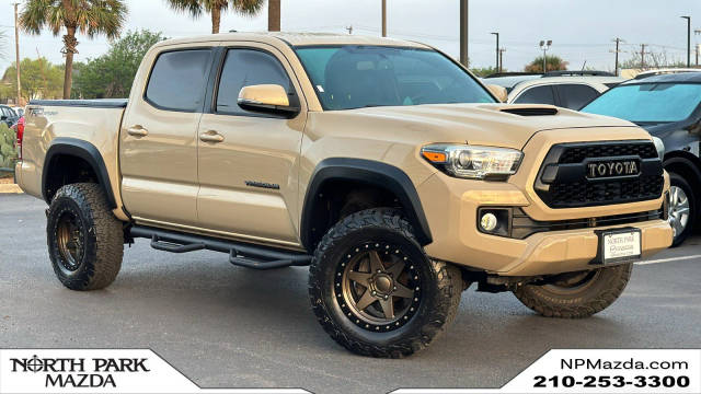 2016 Toyota Tacoma TRD Sport RWD photo