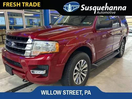 2016 Ford Expedition XLT 4WD photo