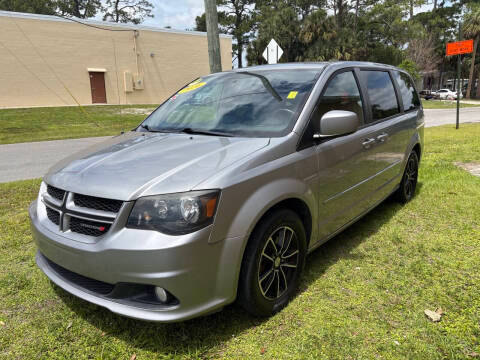 2016 Dodge Grand Caravan R/T FWD photo