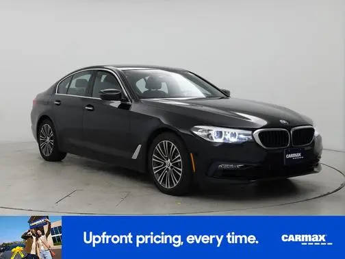 2017 BMW 5 Series 530i xDrive AWD photo