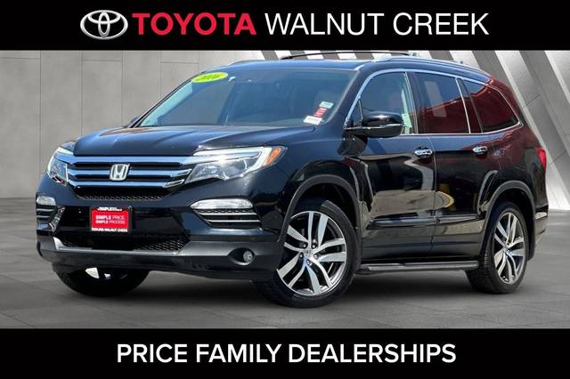 2016 Honda Pilot Touring AWD photo