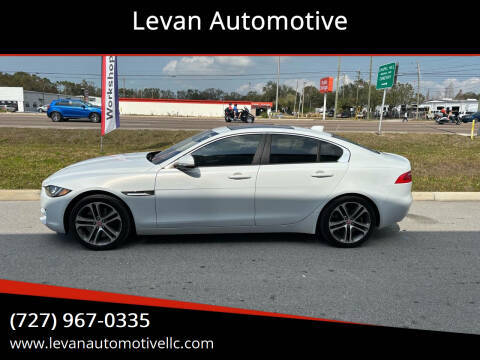 2017 Jaguar XE 35t Premium AWD photo