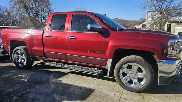 2017 Chevrolet Silverado 1500 LTZ 4WD photo