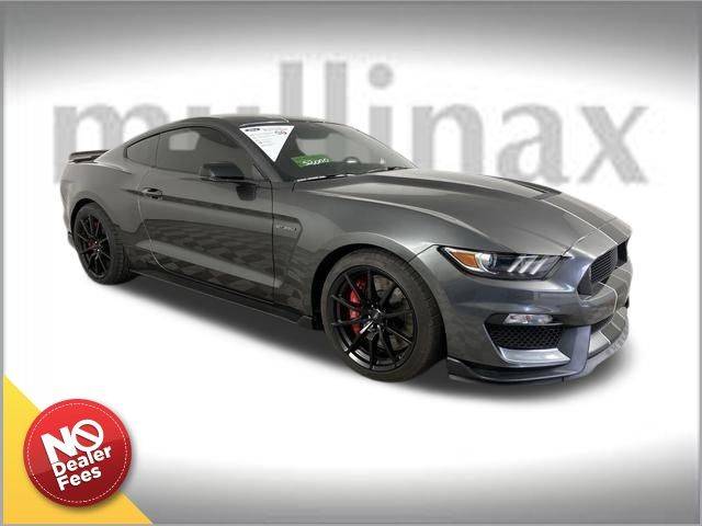 2017 Ford Mustang Shelby GT350 RWD photo