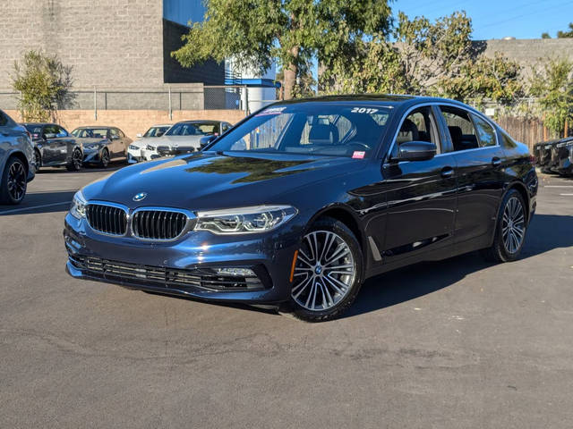 2017 BMW 5 Series 540i RWD photo