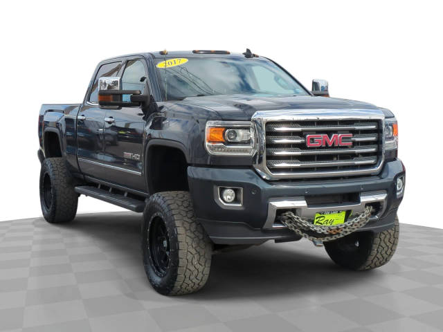 2017 GMC Sierra 2500HD SLT 4WD photo