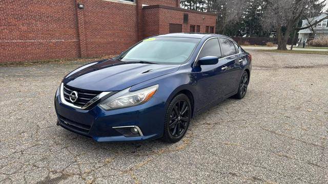 2017 Nissan Altima 2.5 SR FWD photo