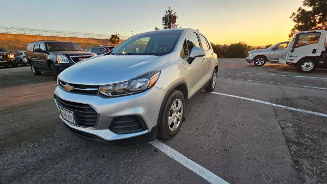 2017 Chevrolet Trax LS FWD photo
