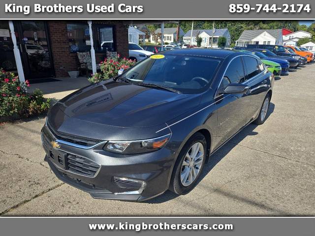 2017 Chevrolet Malibu LT FWD photo