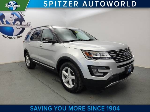 2017 Ford Explorer XLT 4WD photo