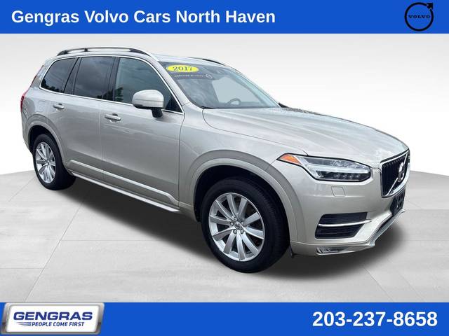 2017 Volvo XC90 Momentum AWD photo
