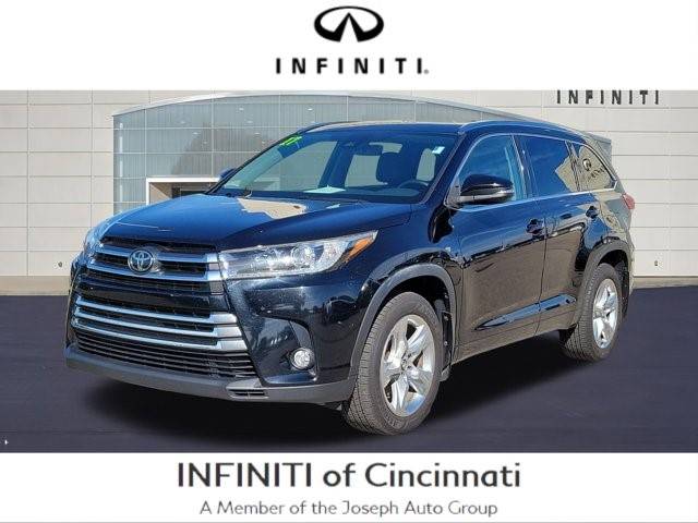2017 Toyota Highlander Limited AWD photo