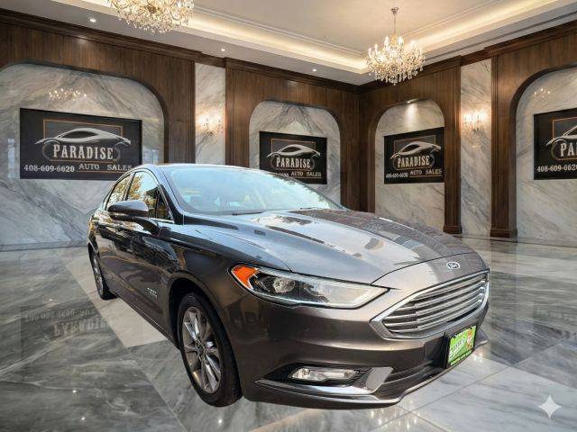 2017 Ford Fusion Energi Titanium FWD photo