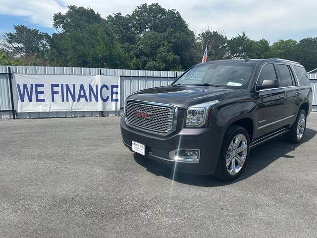 2017 GMC Yukon Denali RWD photo