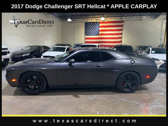 2017 Dodge Challenger SRT Hellcat RWD photo