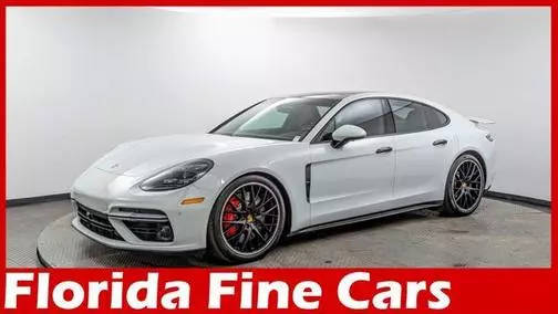 2017 Porsche Panamera Turbo AWD photo