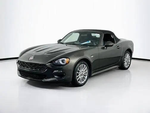 2017 FIAT 124 Spider Classica RWD photo