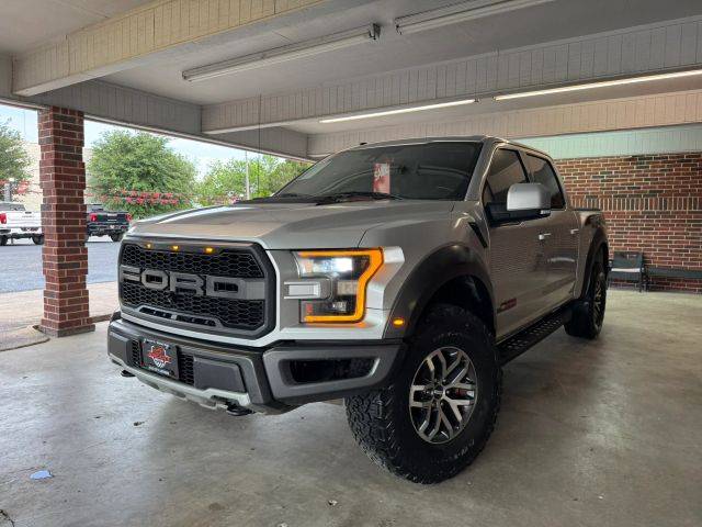 2017 Ford F-150 Raptor 4WD photo