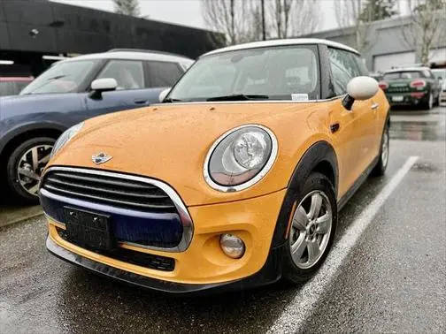 2017 MINI Hardtop 2 Door Cooper FWD photo