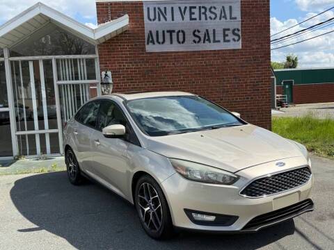 2017 Ford Focus SEL FWD photo
