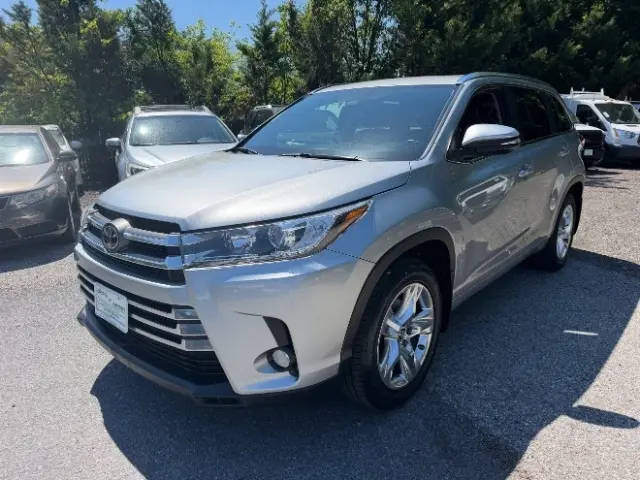 2017 Toyota Highlander Limited AWD photo