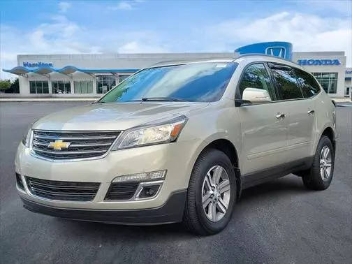 2017 Chevrolet Traverse LT FWD photo