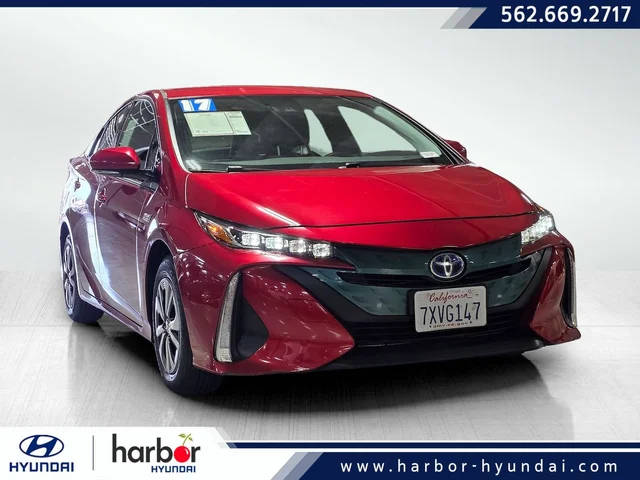 2017 Toyota Prius Prime Plus FWD photo